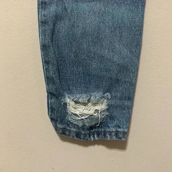 Re/Done - Picture 7 of 10